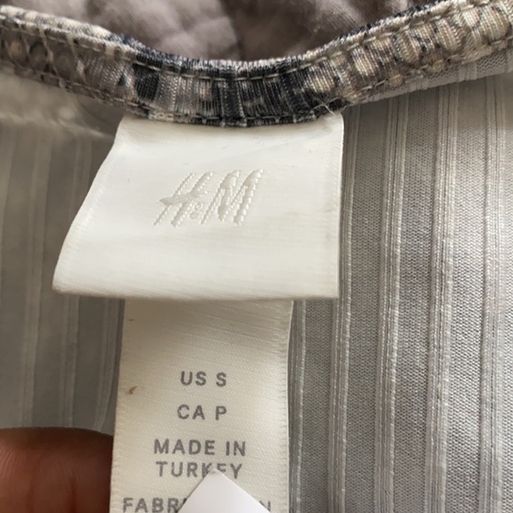 H&M body suit snake print - Picture 3 of 5